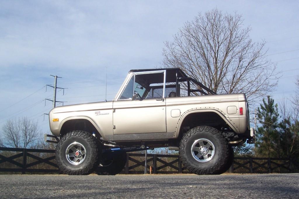 Top Notch 1977 Ford Bronco Classic Fully Restored Lifted For Sale