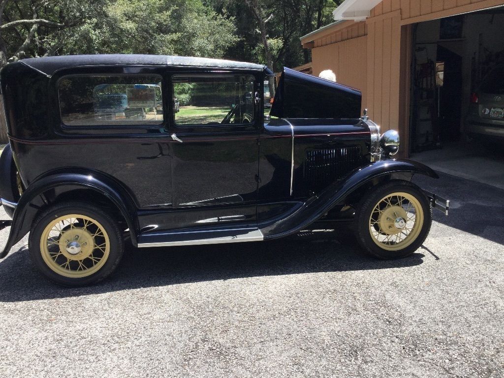 1930 Ford Model A 2 door Sedan Show Quality