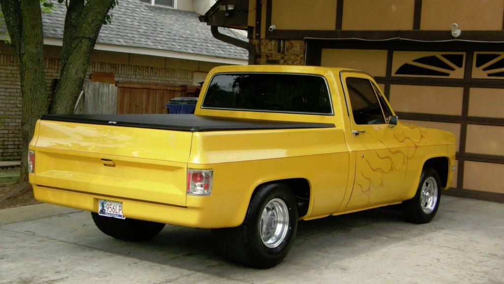 Show and Race 1986 Chevrolet C10 Truck