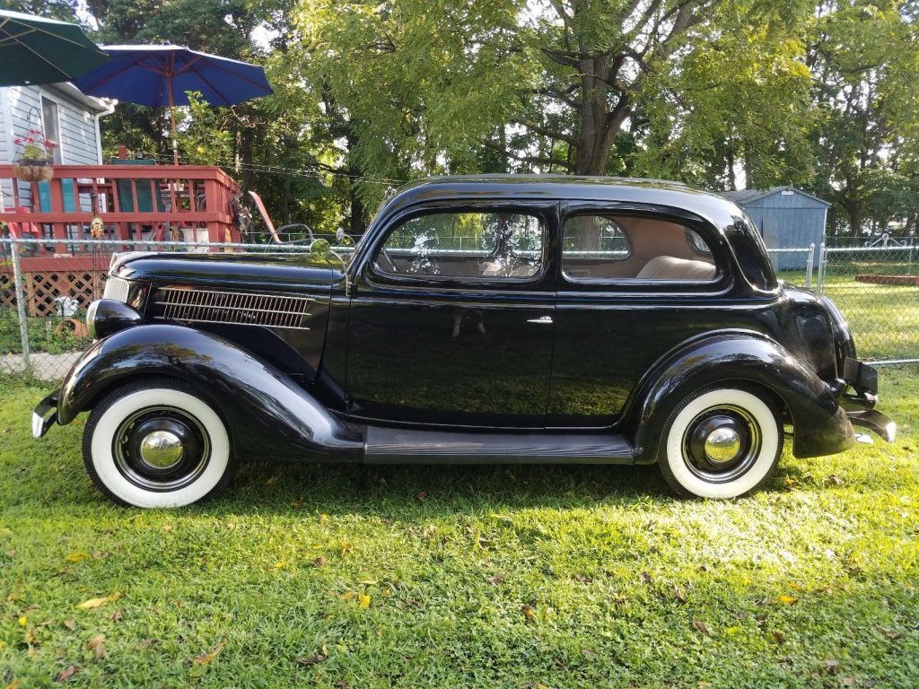 GREAT 1936 Ford 2 Door Touring Humpback
