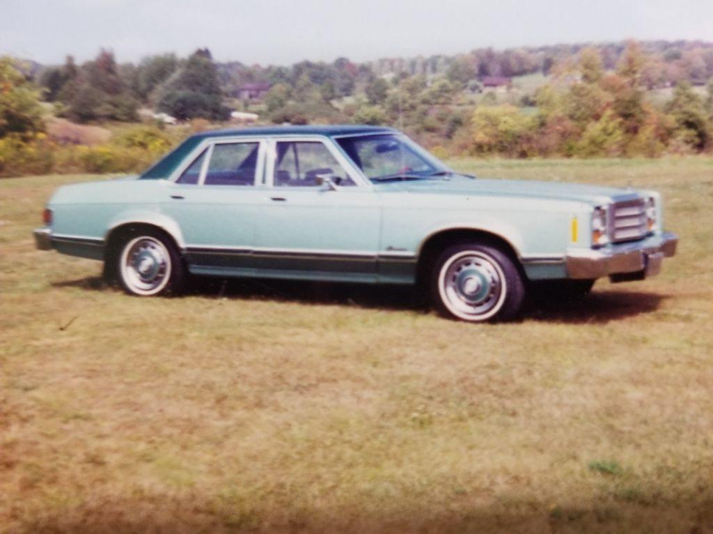 NICE 1978 Ford Granada