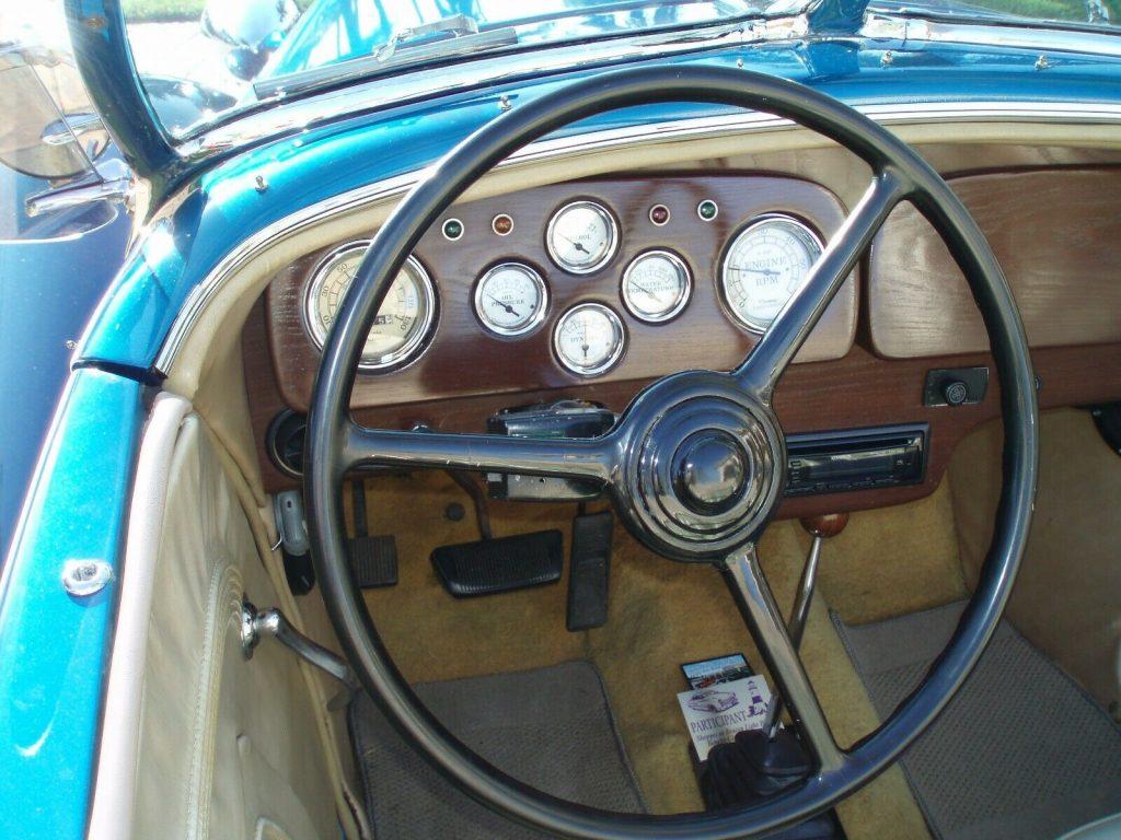 1936 Auburn Boat tail Speedster Replica