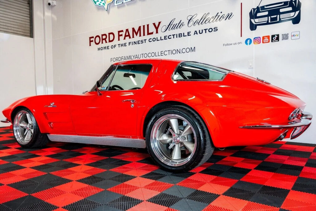 1963 Chevrolet Corvette Split Window Coupe