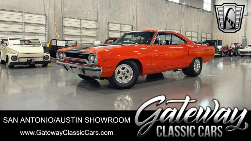 Orange 1970 Plymouth Road Runner Coupe 500 CID V8 5 Speed Manual