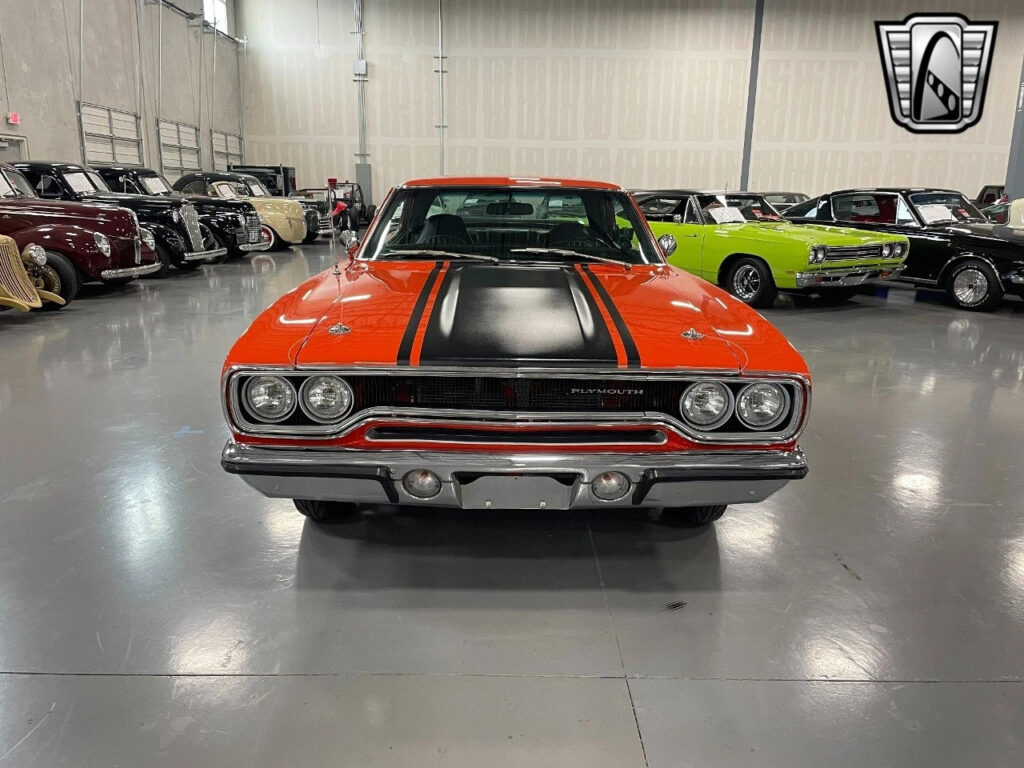 Orange 1970 Plymouth Road Runner Coupe 500 CID V8 5 Speed Manual